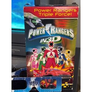 Power Rangers in 3-D triple force Saban VHS Y2K, 2000 with 2 sets 3-D glasses